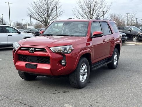 Used 2024 Toyota 4Runner SR5 Premium image 5