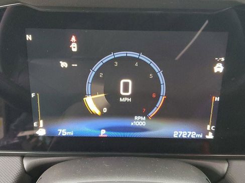 Used 2024 Chevrolet TrailBlazer LT w/ Driver Confidence Package image 8