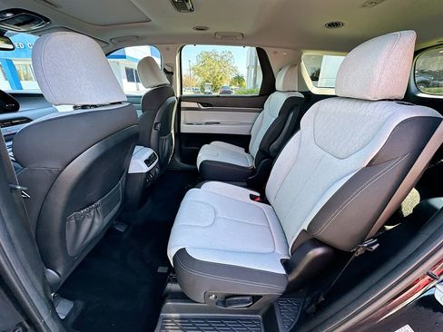 Used 2022 Hyundai Palisade SEL w/ Convenience Package image 23