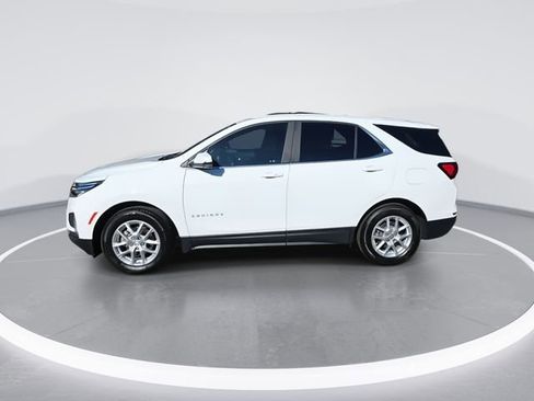 Used 2024 Chevrolet Equinox LT FWD image 5