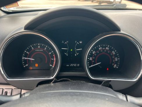 Used 2010 Toyota Highlander 4WD image 23