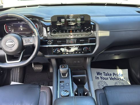 Certified 2022 Nissan Pathfinder Platinum w/ Cargo Package image 5