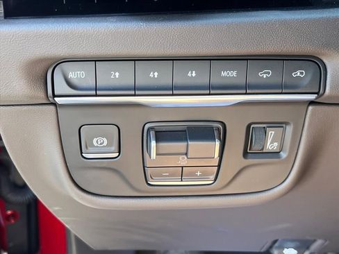 Used 2025 Cadillac Escalade Premium Luxury w/ Touring Package AWD/4WD image 21