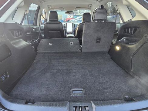Used 2024 Ford Edge Titanium image 26