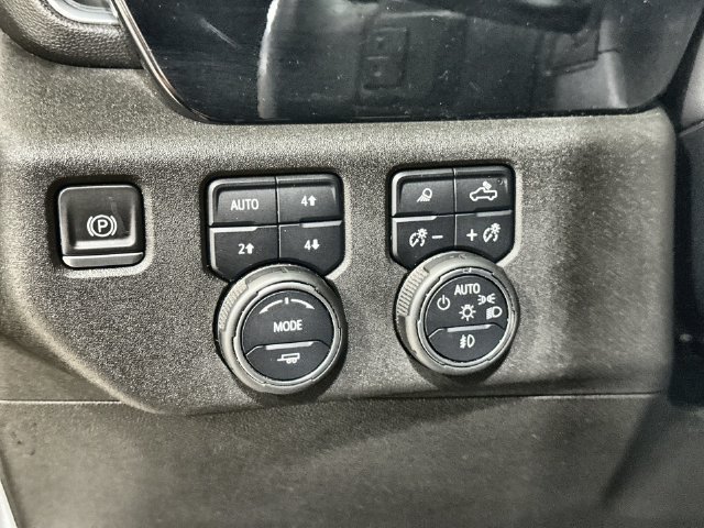 Used 2022 Chevrolet Silverado 1500 RST w/ RST All Star Premium Package AWD/4WD image 36
