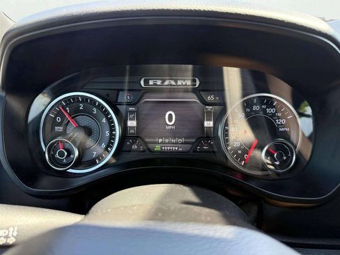 Used 2019 RAM 1500 Big Horn AWD/4WD image 17