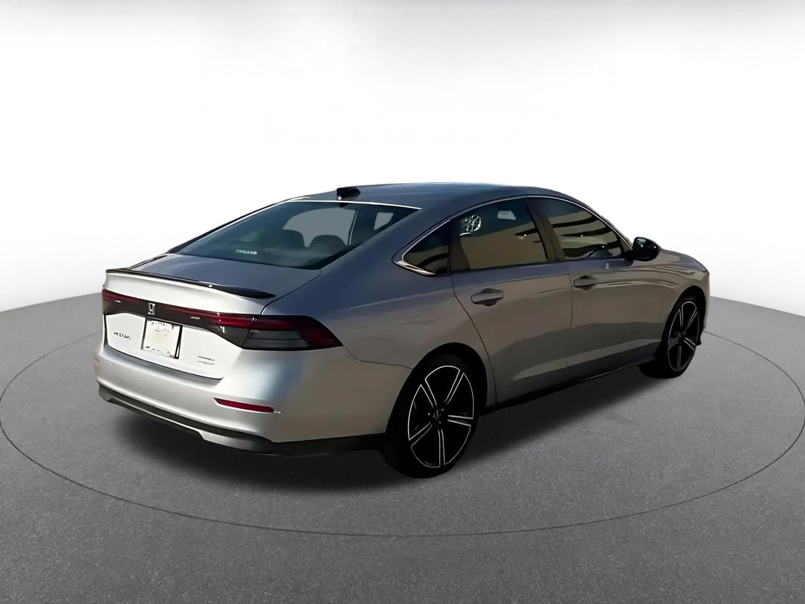 Used 2023 Honda Accord Sport image 10