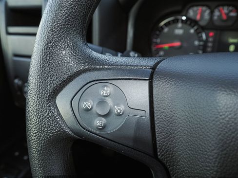 Used 2019 Chevrolet Silverado 1500 Custom w/ Custom Convenience Package image 31