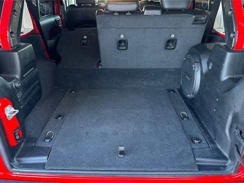 Used 2021 Jeep Wrangler Unlimited Sahara w/ Safety Group image 18