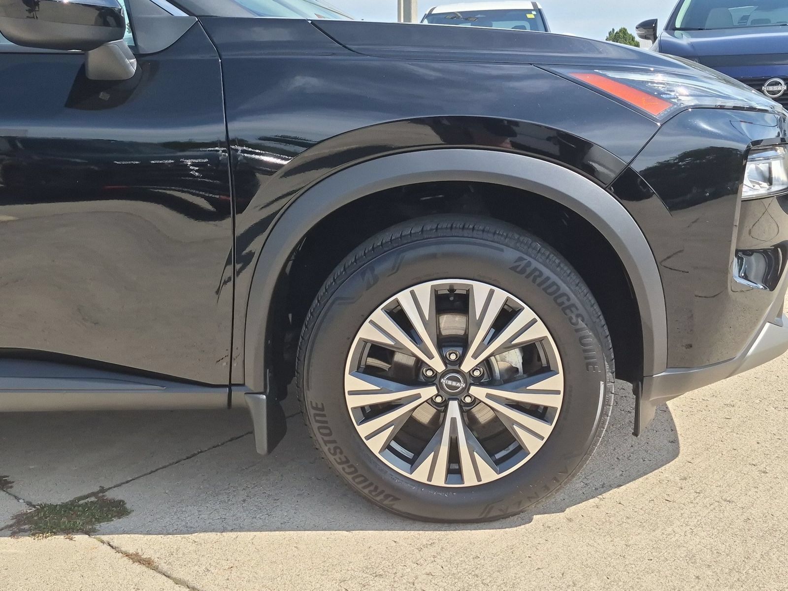 Certified 2023 Nissan Rogue SV w/ SV Premium B Package AWD/4WD image 43