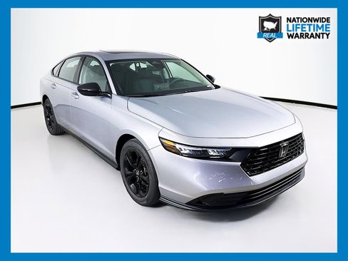 New 2025 Honda Accord SE image 1