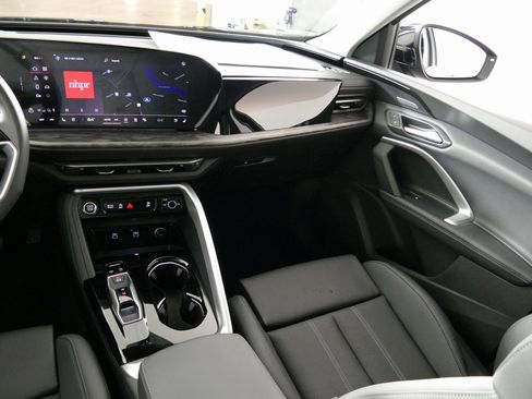 New 2025 Audi Q5 Premium Plus image 25