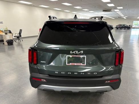Used 2022 Kia Sorento SX Prestige w/ Rust Color Package AWD/4WD image 6