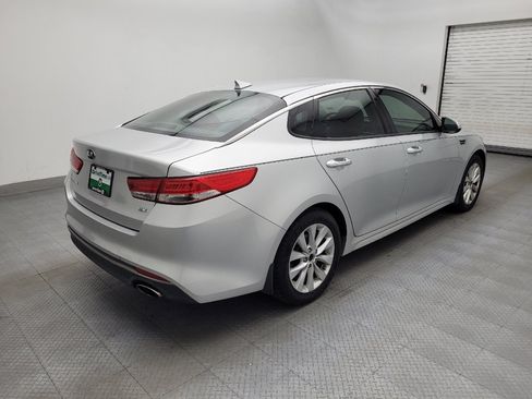 Used 2016 Kia Optima EX FWD image 9
