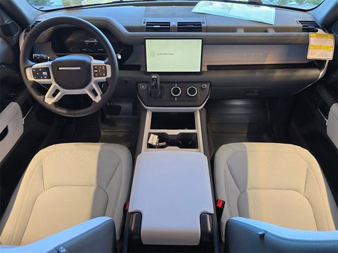 New 2025 Land Rover Defender 110 S image 10