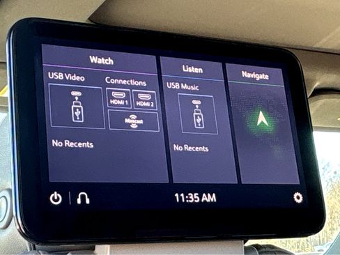 Used 2021 GMC Yukon XL SLT w/ SLT Premium Package image 15