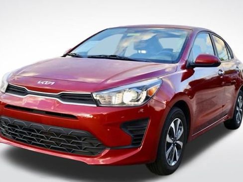 Used 2023 Kia Rio S w/ Technology Package image 4