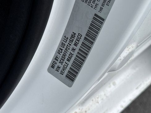 New 2026 RAM 1500 4x4 Crew Cab image 26