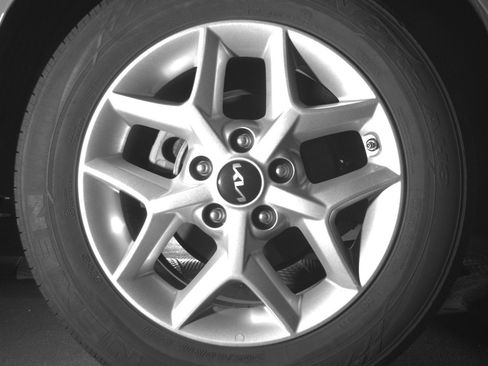 Used 2025 Kia Soul LX w/ LX Technology Package FWD image 20