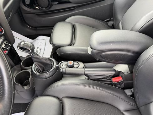 Used 2017 MINI Cooper S FWD image 10