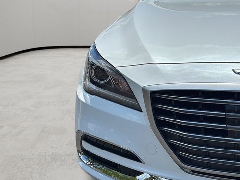 Used 2019 Genesis G80 3.8 RWD image 43