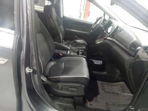 Used 2023 Honda Odyssey Elite image 4