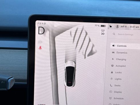 Used 2023 Tesla Model Y Long Range image 21