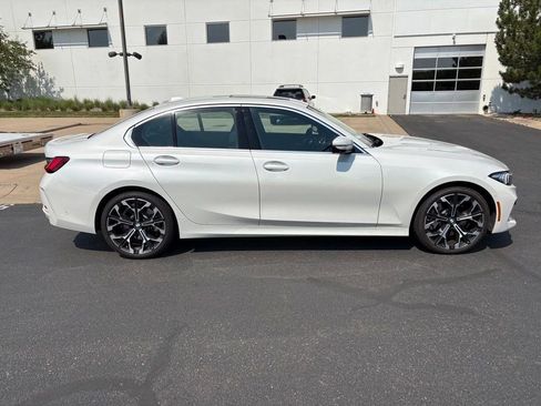 Used 2025 BMW 330i xDrive Sedan AWD/4WD image 4