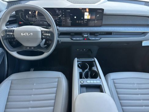 New 2026 Kia EV9 Land AWD/4WD image 13