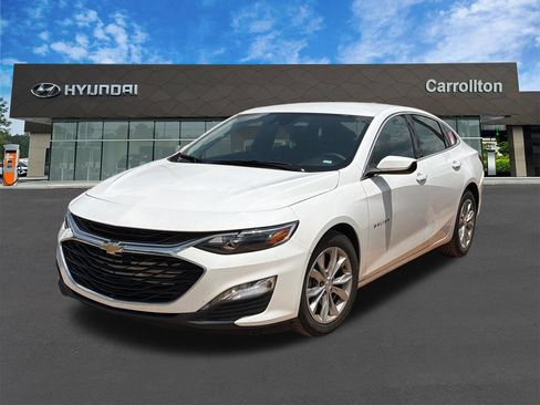Used 2024 Chevrolet Malibu LT FWD image 1