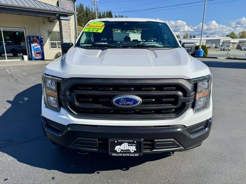 Used 2023 Ford F150 XL w/ Trailer Tow Package image 2