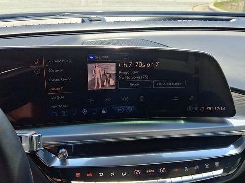 Used 2024 Cadillac Lyriq Luxury RWD image 18