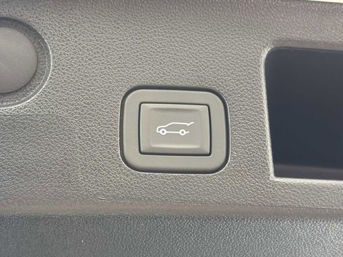 New 2026 GMC Terrain Elevation w/ Elevation Premium Package image 17