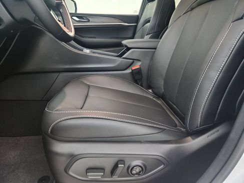 New 2026 Jeep Grand Cherokee L Limited AWD/4WD image 19
