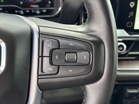Used 2025 GMC Sierra 1500 SLT AWD/4WD image 29