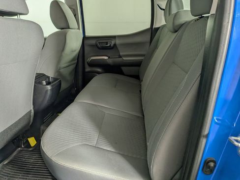 Used 2020 Toyota Tacoma SR5 image 28
