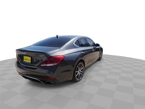 Used 2020 Genesis G70 3.3T w/ Elite Package RWD image 8