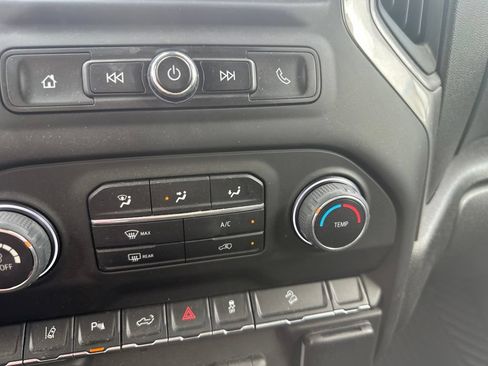 Used 2024 Chevrolet Silverado 2500 Custom w/ Custom Value Package AWD/4WD image 19