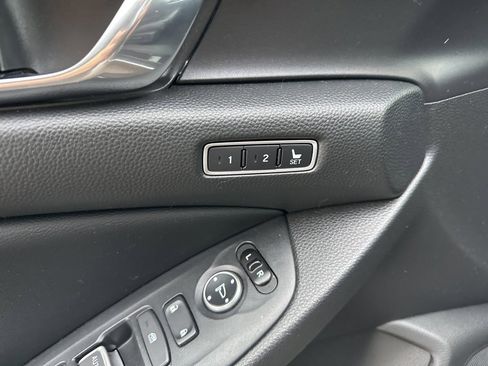 Used 2018 Honda Accord EX-L image 30