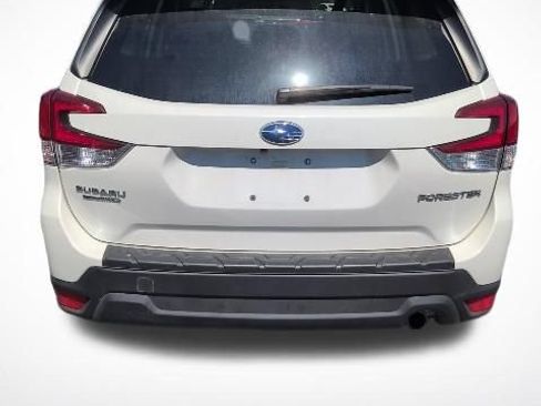 Used 2023 Subaru Forester Limited AWD/4WD image 8