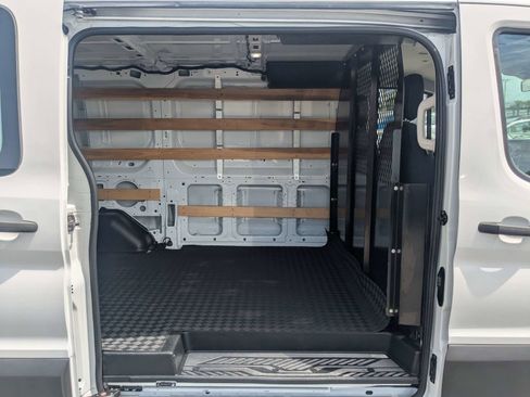 Used 2024 Ford Transit 250 Low Roof w/ Exterior Upgrade Package RWD image 15