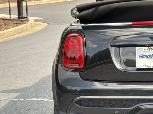 Used 2024 MINI Cooper S FWD image 17