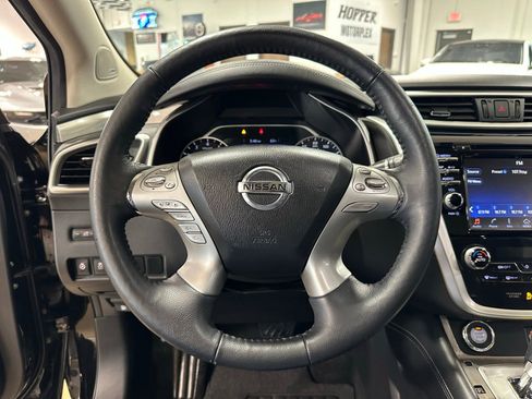 Used 2018 Nissan Murano Platinum FWD image 16