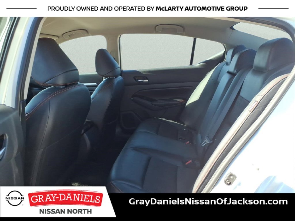 Used 2025 Nissan Altima 2.5 SR FWD image 25