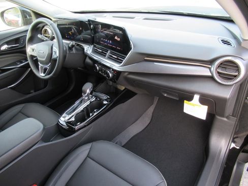 New 2026 Chevrolet Trax ACTIV image 11