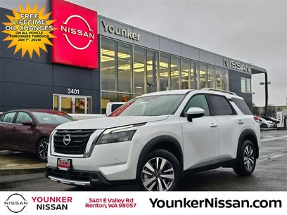 New 2025 Nissan Pathfinder SL w/ Cargo Package