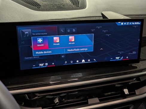 Used 2024 BMW X5 M60i w/ Climate Comfort Package image 32