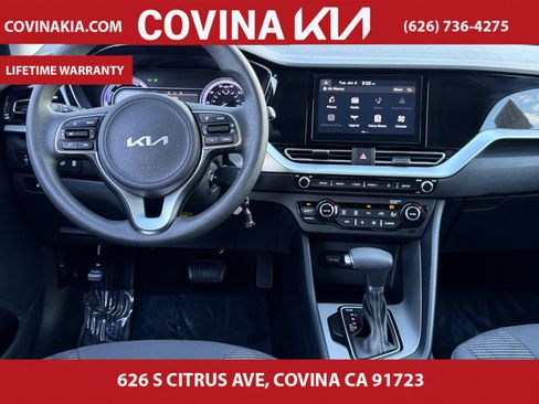 Used 2022 Kia Niro LX image 26