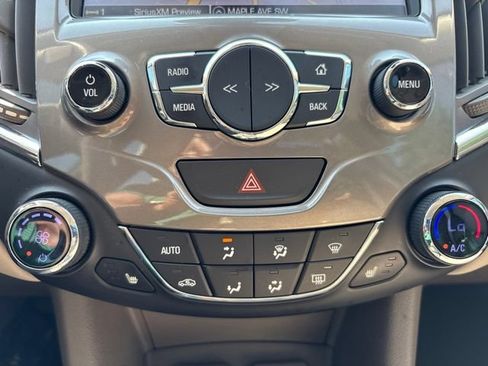 Used 2016 Chevrolet Cruze Premier FWD image 24