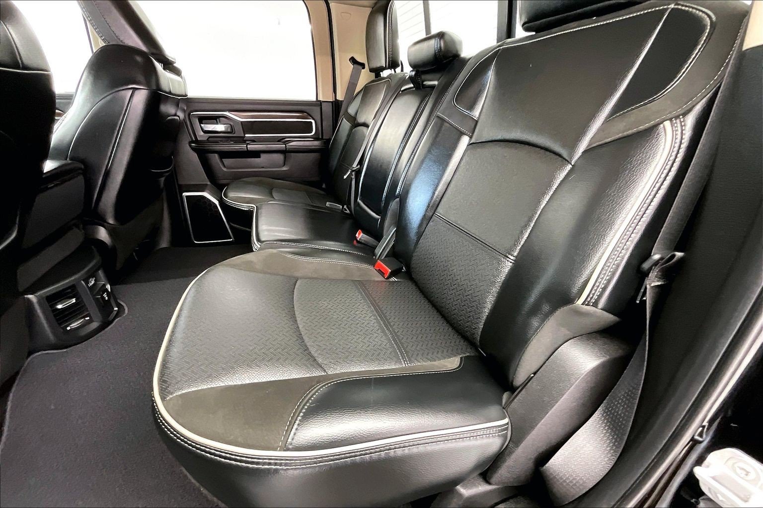 Used 2022 RAM 2500 Laramie AWD/4WD image 19
